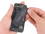 Výměna baterie / Apple iPhone 5/S/C